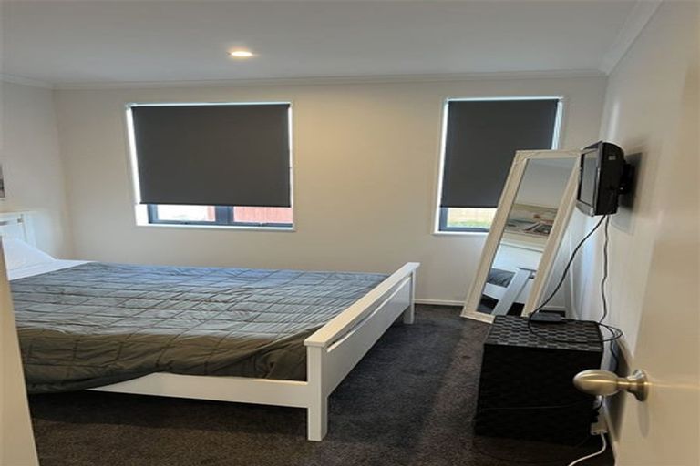 Photo of property in 18 Bellbird Street, Papakura, 2110