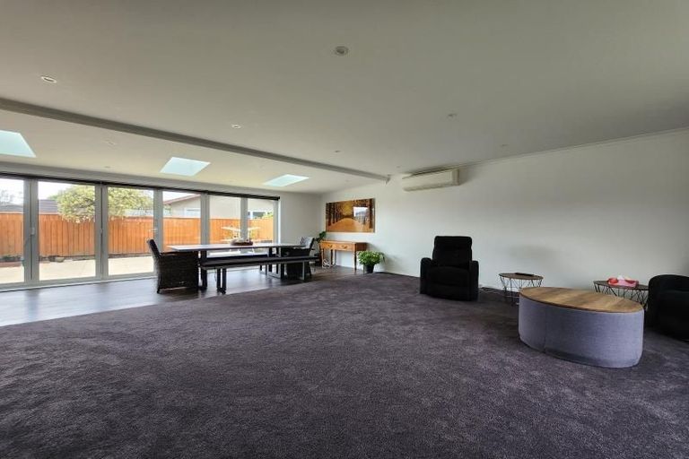 Photo of property in 10 Feist Street, Naenae, Lower Hutt, 5011