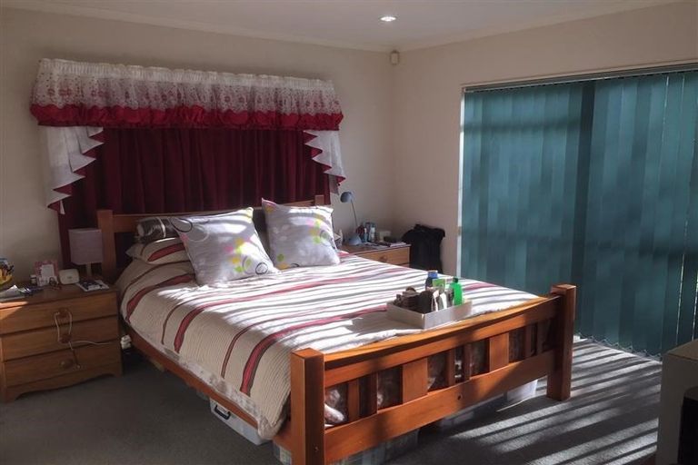 Photo of property in 20a Highfields Terrace, Henderson, Auckland, 0612