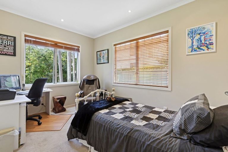 Photo of property in 205a Hurstmere Road, Takapuna, Auckland, 0622