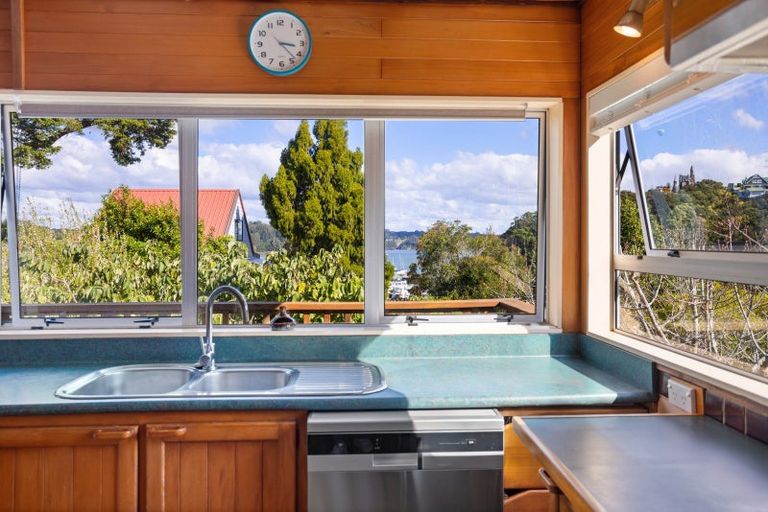 Photo of property in 4 Kellet Street, Opua, 0200