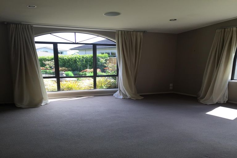 Photo of property in 45 The Esplanade, Huntington, Hamilton, 3210