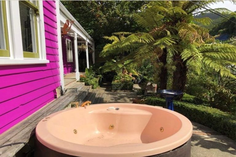 Photo of property in 1 Haines Terrace, Aro Valley, Wellington, 6021