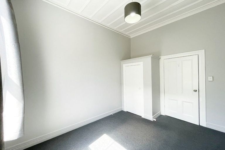 Photo of property in 30 Potatau Street, Grey Lynn, Auckland, 1021