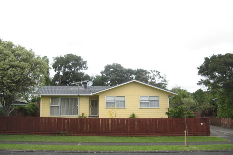 Photo of property in 34 Reelick Avenue, Pakuranga Heights, Auckland, 2010