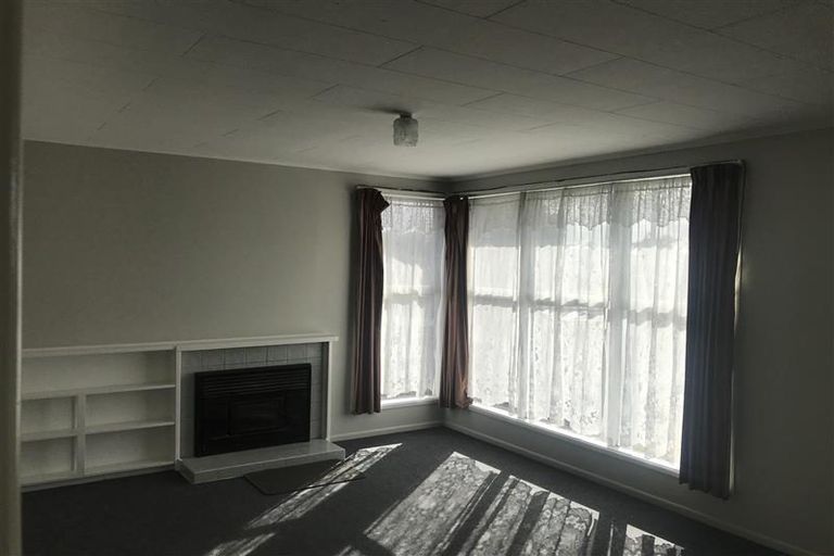 Photo of property in 15 Geoffrey Place, Mangere East, Auckland, 2024