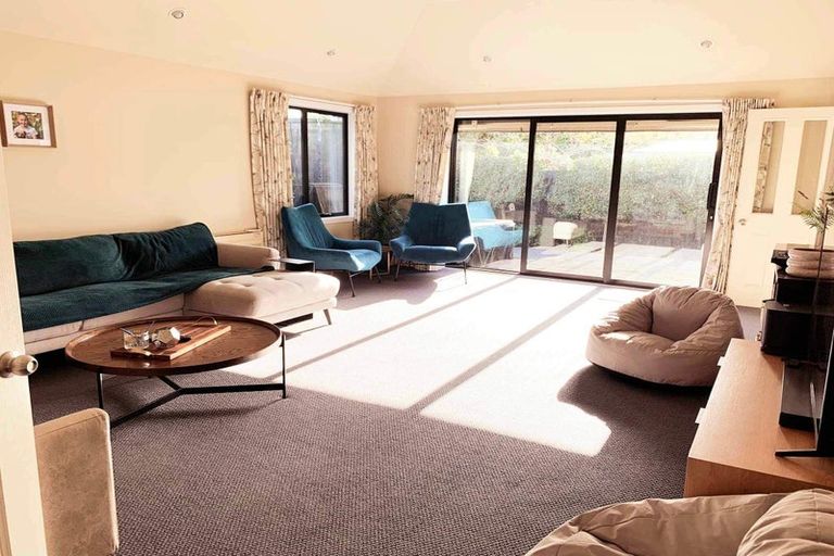 Photo of property in 2/95 Saint James Avenue, Papanui, Christchurch, 8053