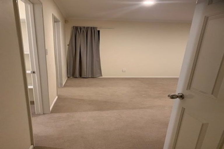 Photo of property in 163 Kilkenny Drive, East Tamaki Heights, Auckland, 2016
