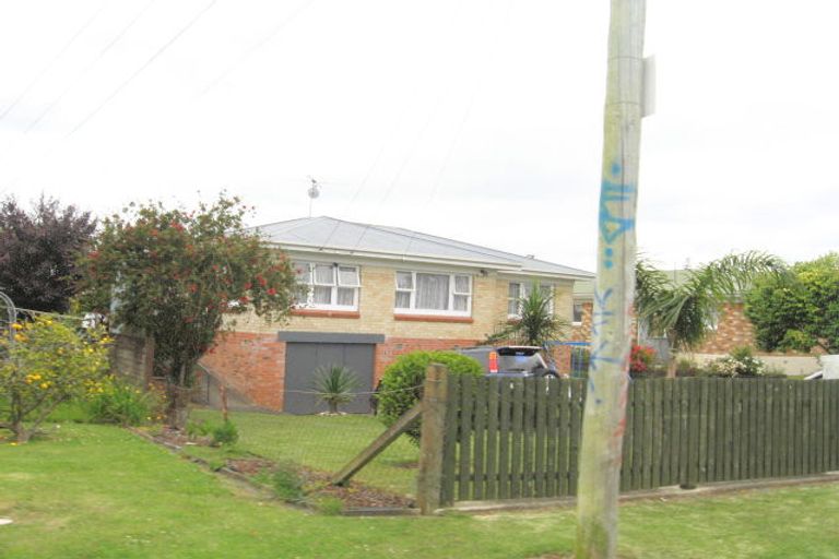 Photo of property in 3 Royal Arch Place, Rosehill, Papakura, 2113