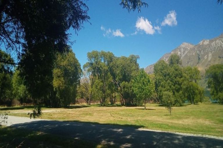 Photo of property in 51 Benmore Place, Glenorchy, 9372