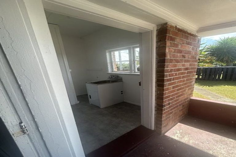 Photo of property in 1/43 Vine Street, Mangere East, Auckland, 2024