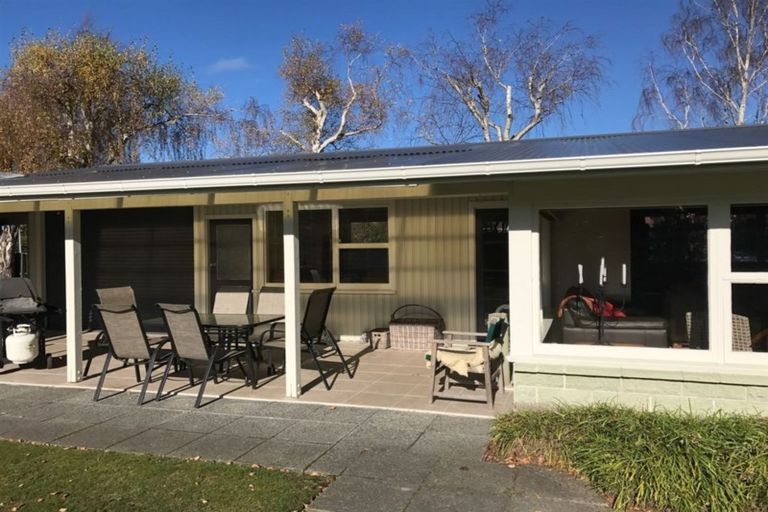 Photo of property in 160 Grimseys Road, Redwood, Christchurch, 8051