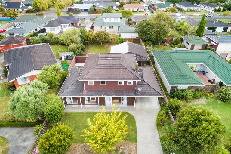 Photo of property in 12 Wedgwood Grove, Highbury, Palmerston North, 4412