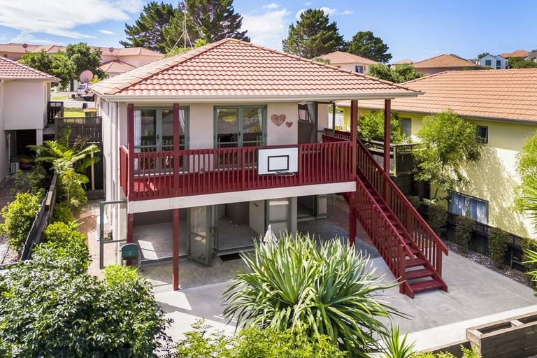 Photo of property in 30 Midshipman Court, Gulf Harbour, Whangaparaoa, 0930