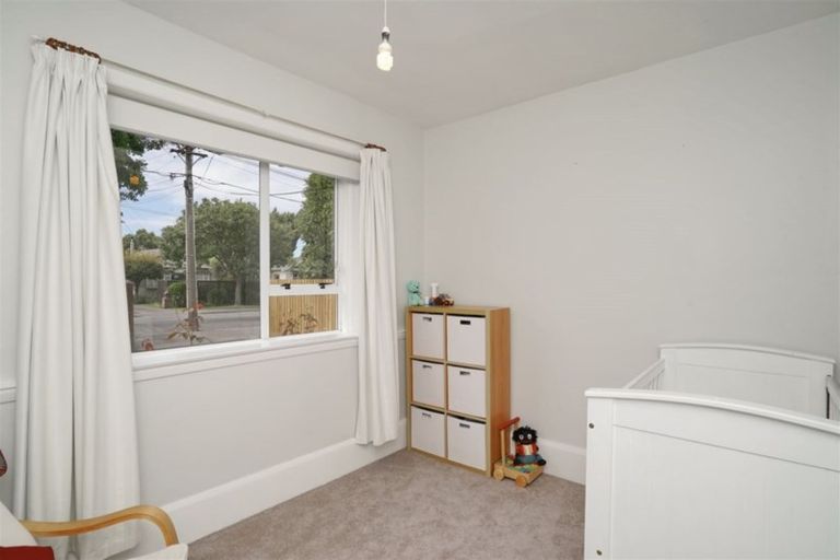 Photo of property in 25 Kensington Avenue, Mairehau, Christchurch, 8013