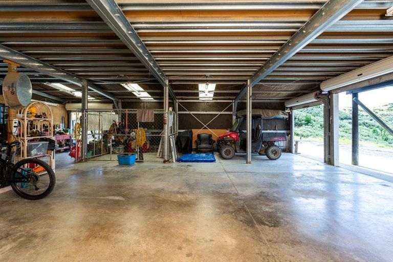 Photo of property in 38b Pipitiwai Drive, Helensville, Kaukapakapa, 0871