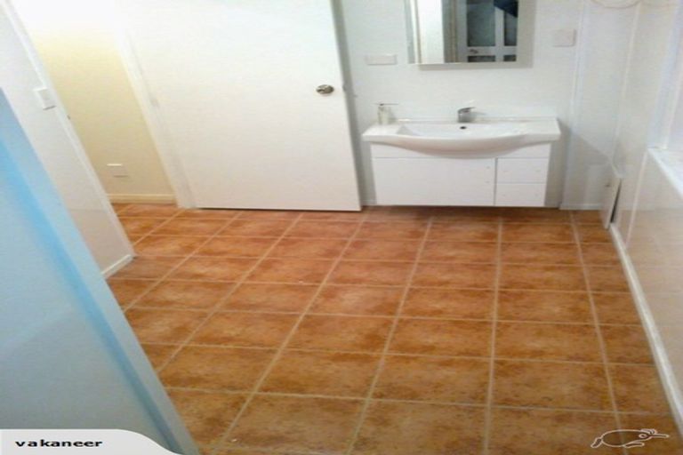 Photo of property in 72 Hall Avenue, Otahuhu, Auckland, 1062