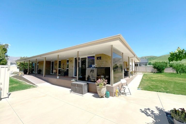 Photo of property in 8 Sunset Place, Otematata, 9412