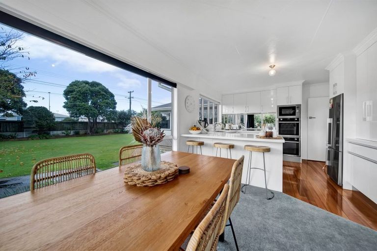 Photo of property in 91 Waihi Road, Hawera, 4610