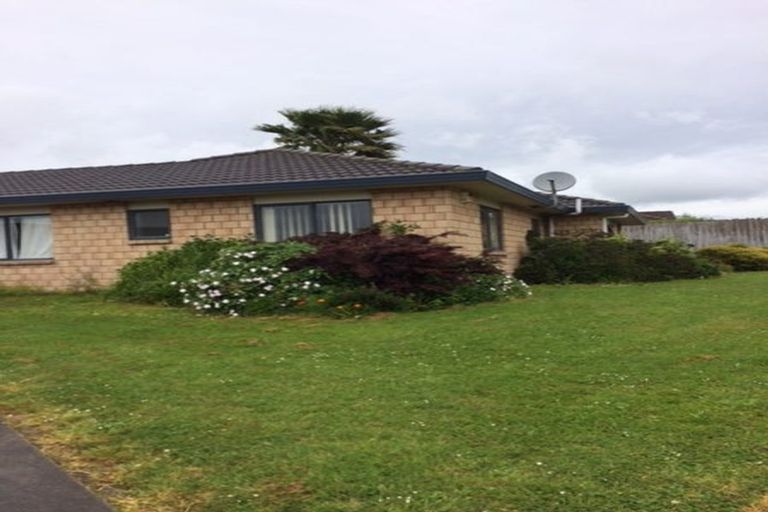 Photo of property in 16 Raphoe Road, Flat Bush, Auckland, 2019