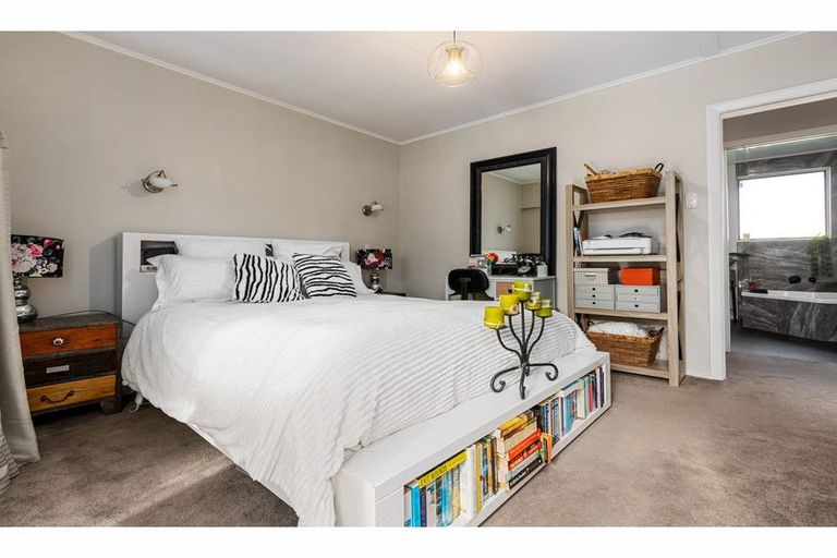 Photo of property in 98 Budge Street, Riversdale, Blenheim, 7201