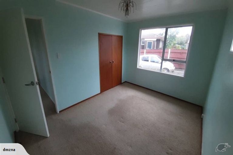 Photo of property in 55 Casuarina Road, Half Moon Bay, Auckland, 2012