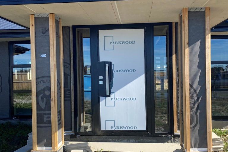 Photo of property in 8 Merino Crescent, Kirwee, 7571