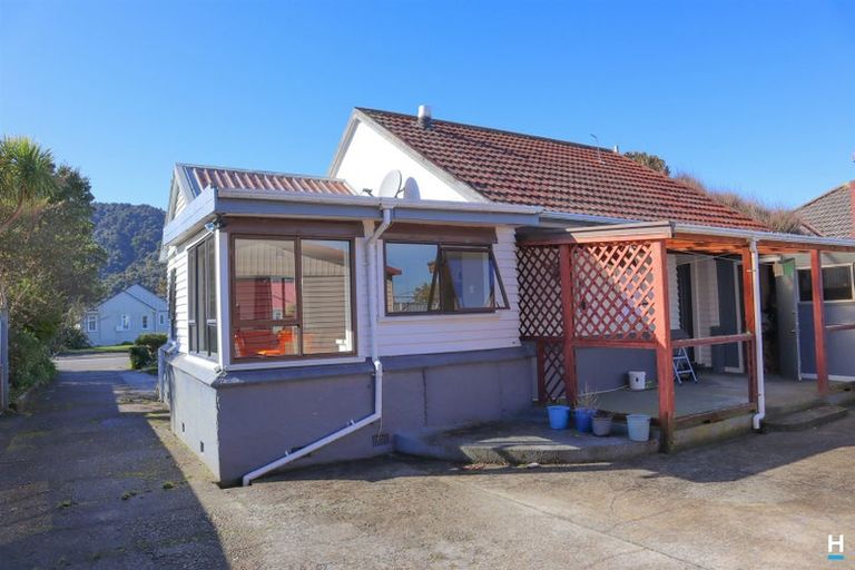 Photo of property in 28 Firth Street, Cobden, Greymouth, 7802