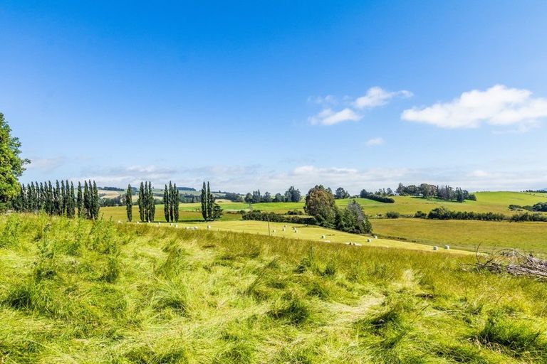 Photo of property in 1844 Lumsden Dipton Highway, Dipton, 9791