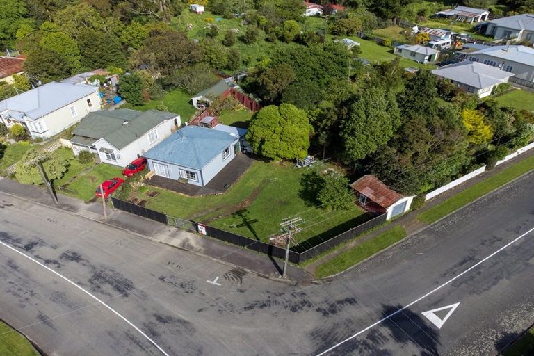 Photo of property in 21 Bridge Street, Eketahuna, 4900