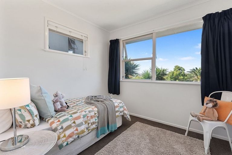 Photo of property in 1/117 Monarch Avenue, Hillcrest, Auckland, 0627