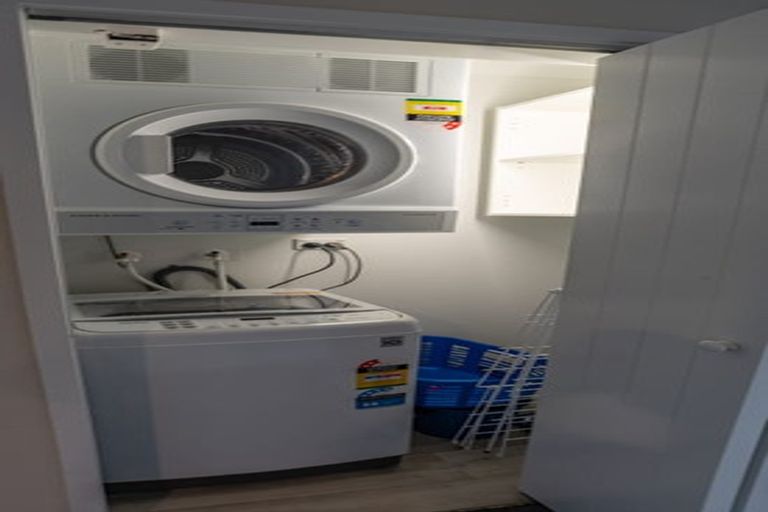 Photo of property in 64 Motuhara Road, Plimmerton, Porirua, 5026