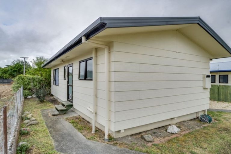 Photo of property in 4/18 Arapiki Road, Stoke, Nelson, 7011
