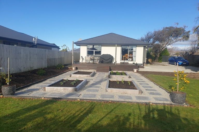 Photo of property in 104 Rowses Road, Aranui, Christchurch, 8061