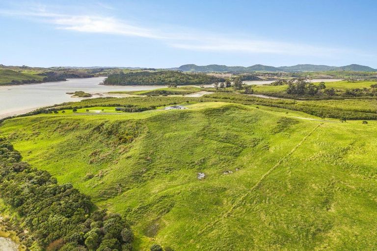 Photo of property in 73 Hinamoki Drive, Kaiwaka, 0573