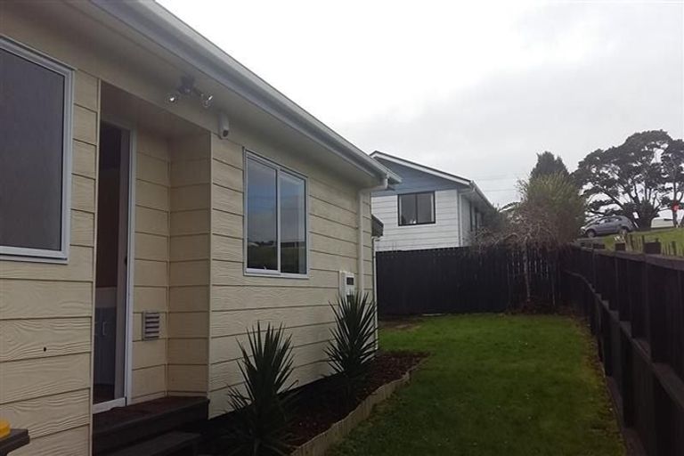 Photo of property in 2/185 Great South Road, Drury, 2113