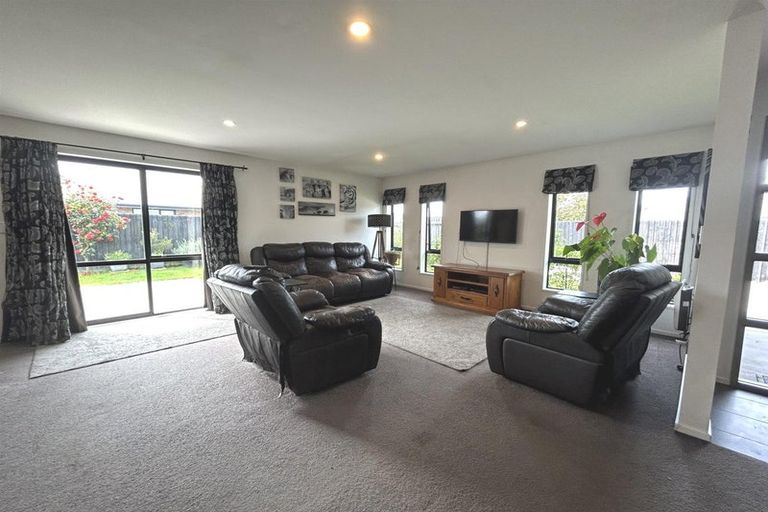 Photo of property in 20 Larne Place, Belfast, Christchurch, 8051