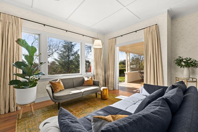 Photo of property in 24 Muritai Crescent, Havelock North, 4130