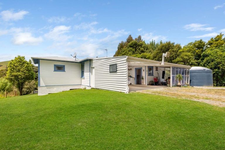 Photo of property in 181 Harris Road, Woodville, 4997