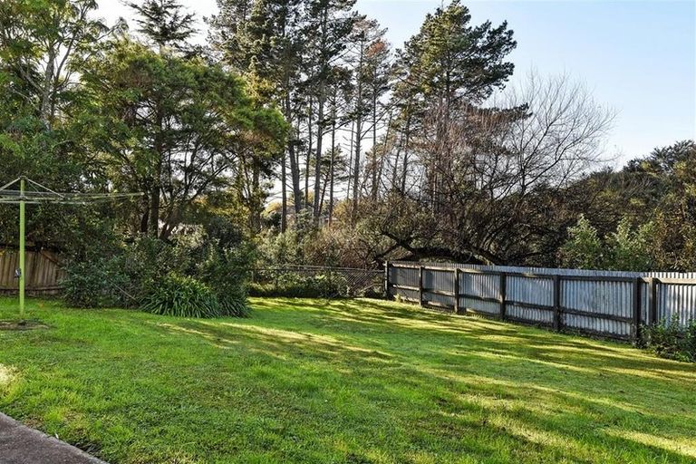 Photo of property in 1036a Great North Road, Point Chevalier, Auckland, 1022