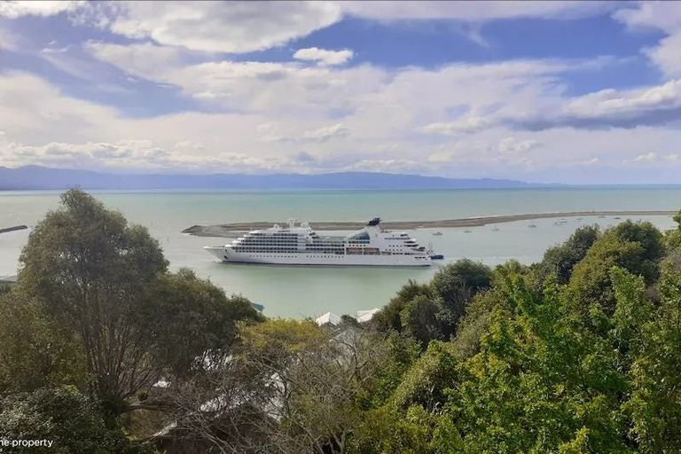 Photo of property in 128a Queens Road, Stepneyville, Nelson, 7010