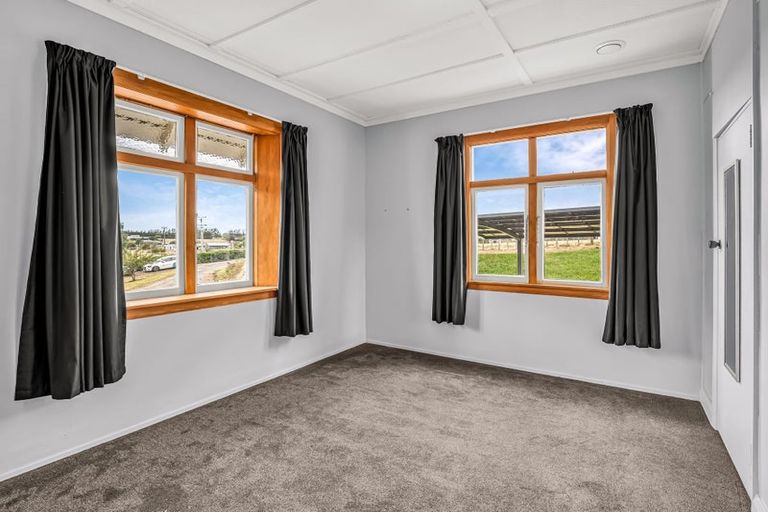 Photo of property in 16 Mount Biggs Road, Halcombe, Feilding, 4779
