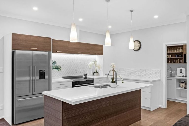 Photo of property in 56 Hillpark Drive, Pokeno, 2402