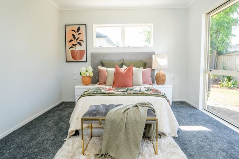 Photo of property in 5 Greta Banks Place, Wattle Downs, Auckland, 2103