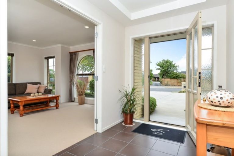 Photo of property in 53 Farringdon Avenue, Rototuna North, Hamilton, 3210