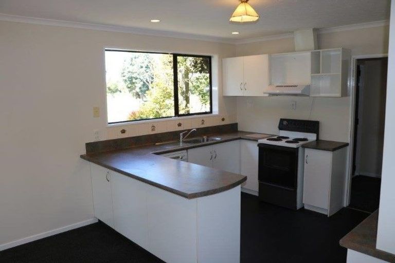 Photo of property in 81 Halberg Street, Dallington, Christchurch, 8061