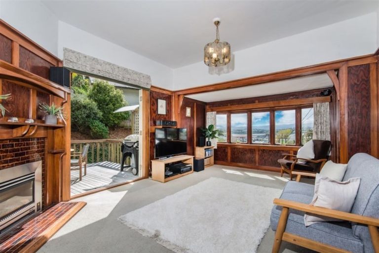 Photo of property in 30 Rodrigo Road, Kilbirnie, Wellington, 6022