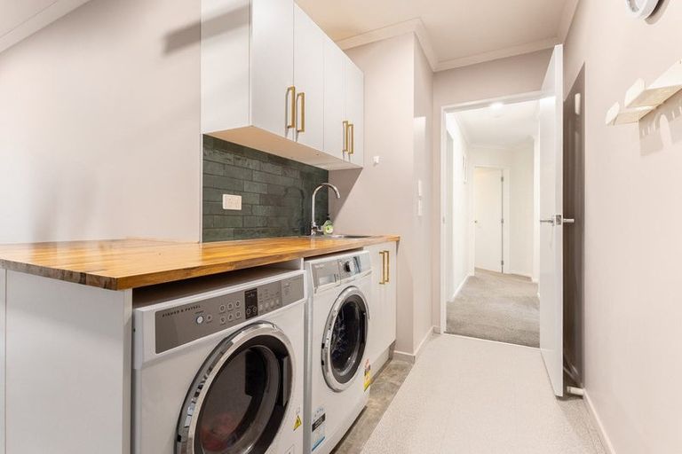 Photo of property in 130 Weggery Drive, Waikanae Beach, Waikanae, 5036