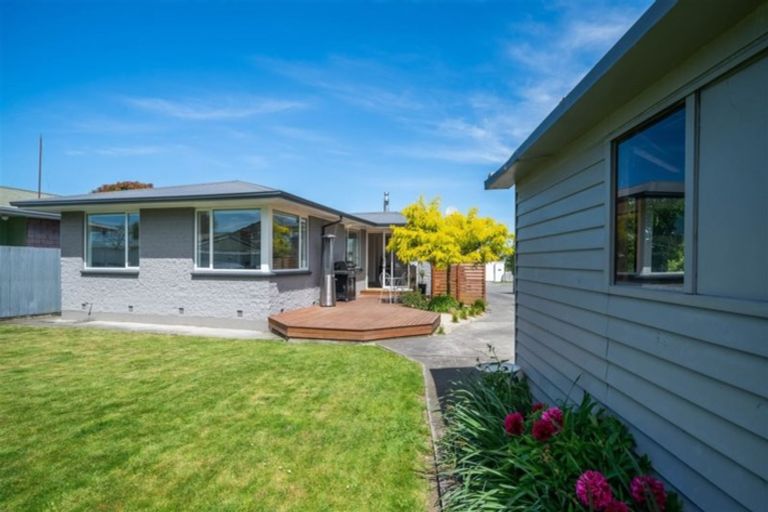 Photo of property in 4 Roswell Place, Islington, Christchurch, 8042