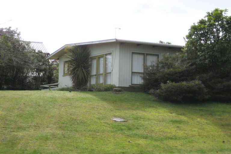 Photo of property in 14 Kenrigg Road East, Kinloch, Taupo, 3377